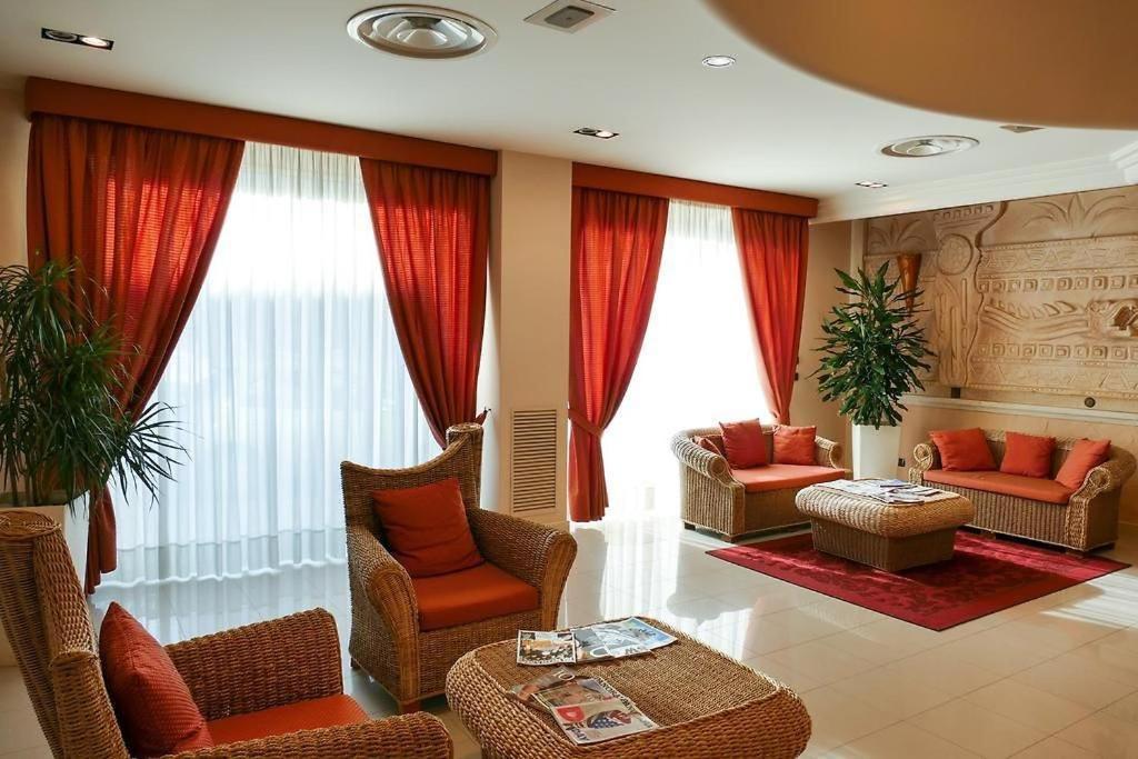Stella Charming & Luxury Rooms Конверсано Экстерьер фото